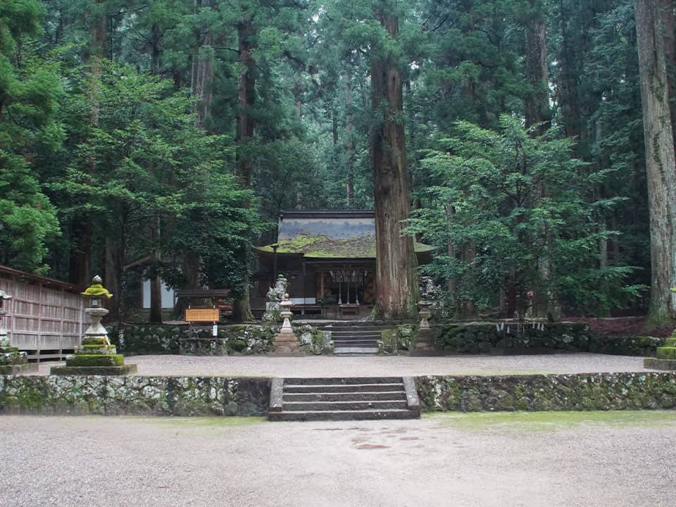 龍穴神社